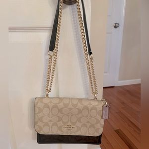 Coach Crossbody Leather bag New without tag